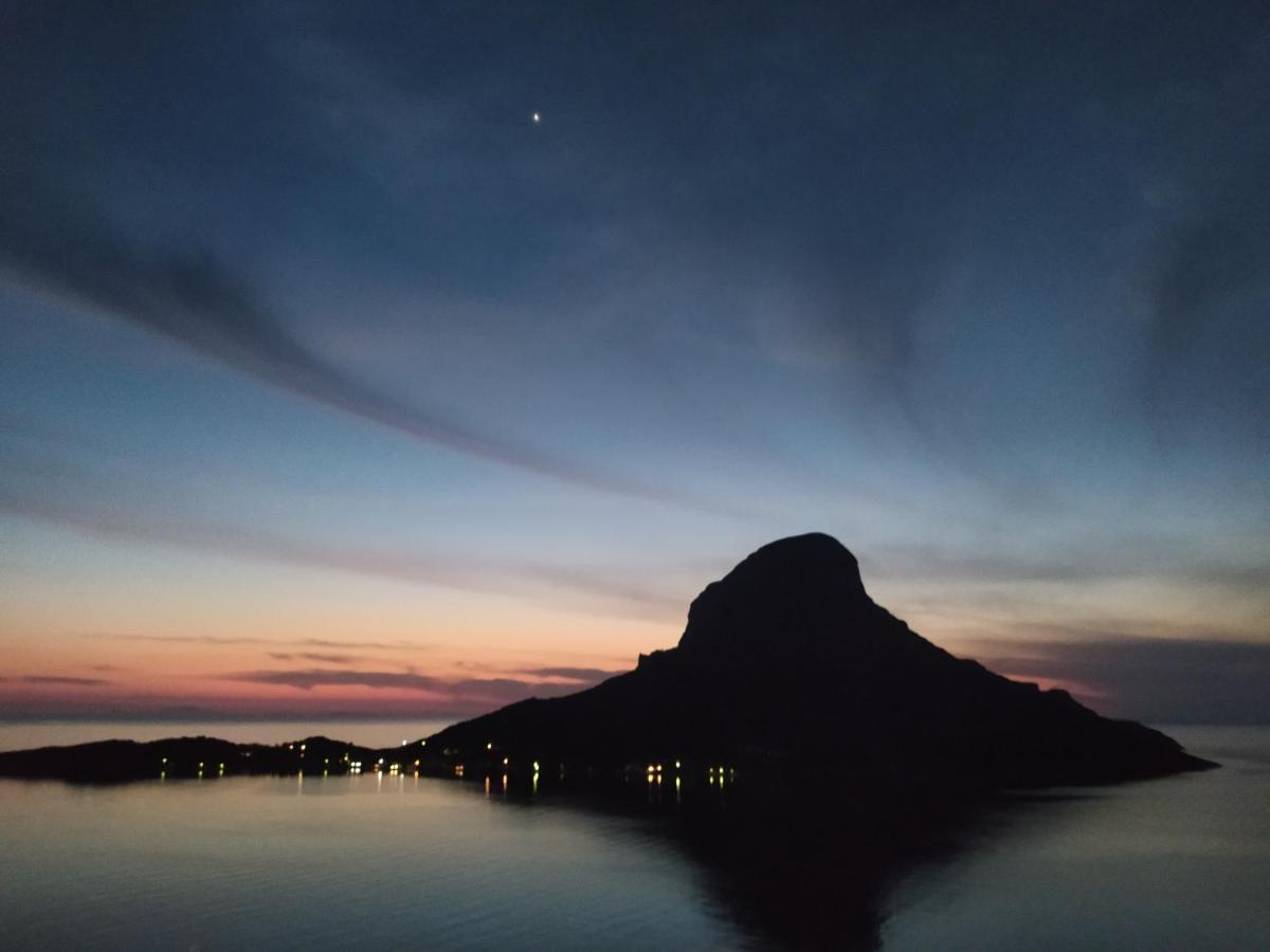 Afroditi Hotel Masouri Exteriér fotografie